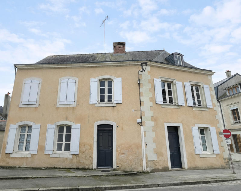 Immeuble - 8 pièces