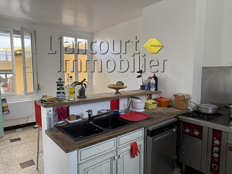 Maison - 85 m² - 4 pièces