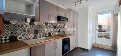 Maison - 75 m² - 3 pièces