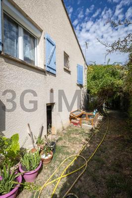 Villa - 85 m² - 4 pièces