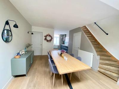 Maison - 120 m² - 4 pièces