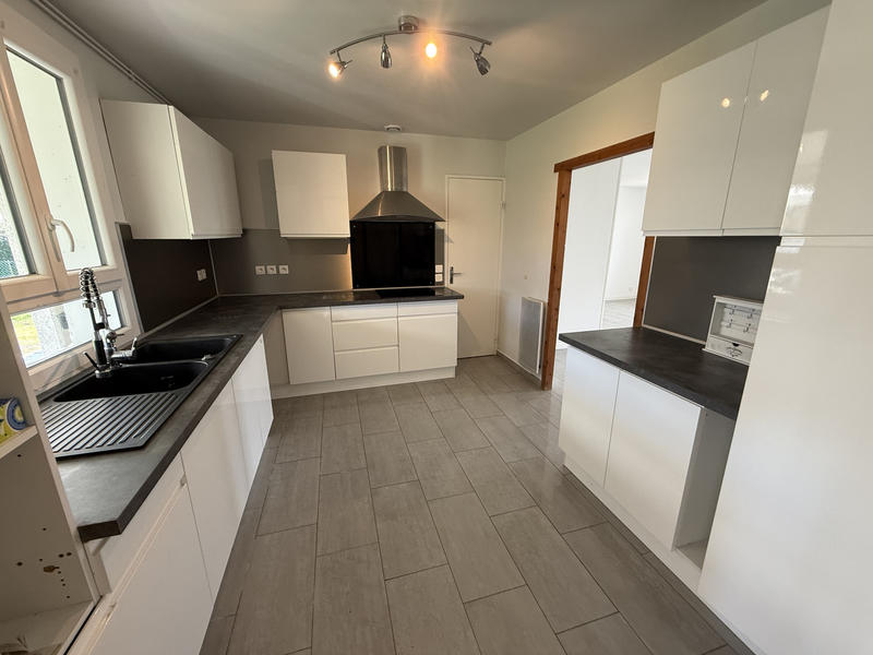 Maison - 102 m² - 5 pièces