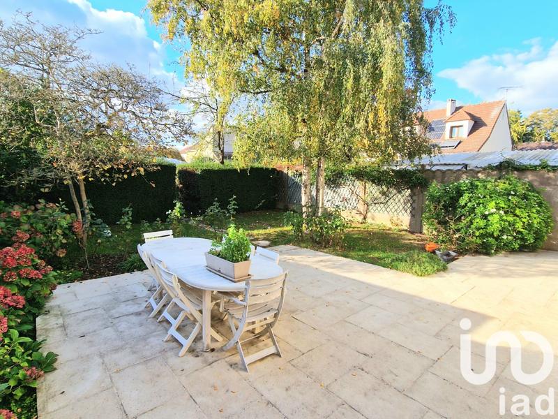 Maison - 172 m² - 9 pièces