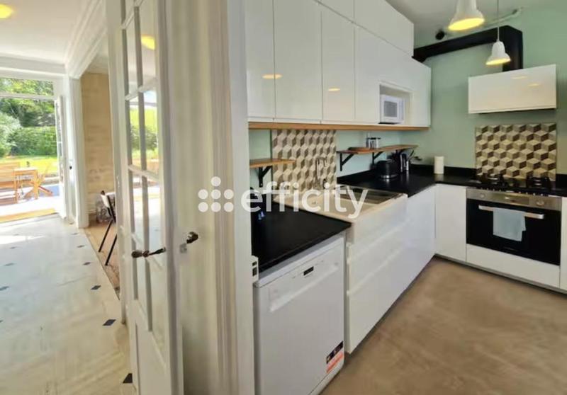 Maison - 170 m² - 6 pièces