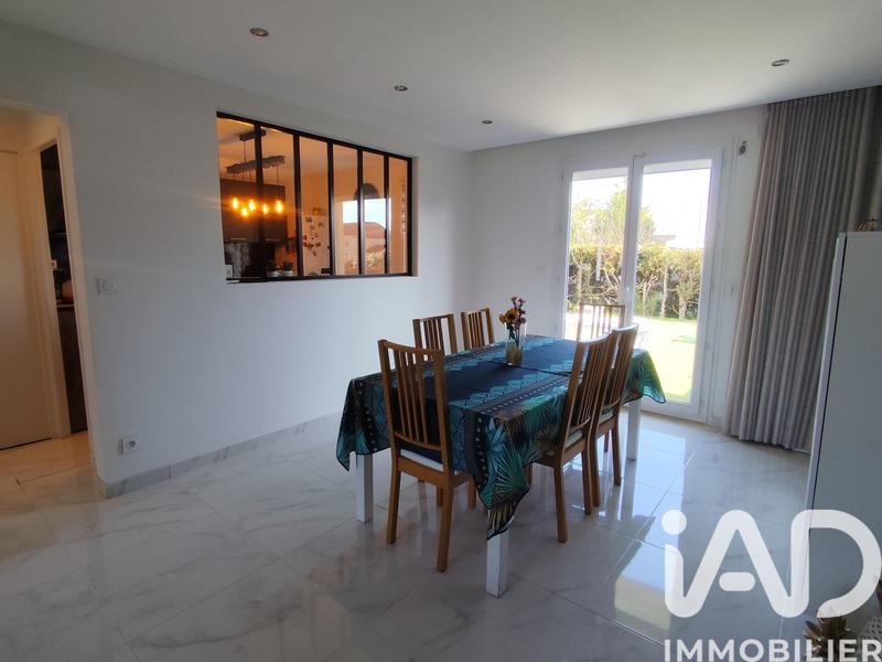 Maison - 94 m² - 4 pièces