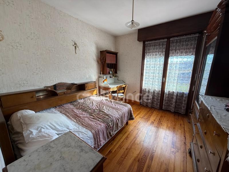 Maison - 158 m² - 12 pièces