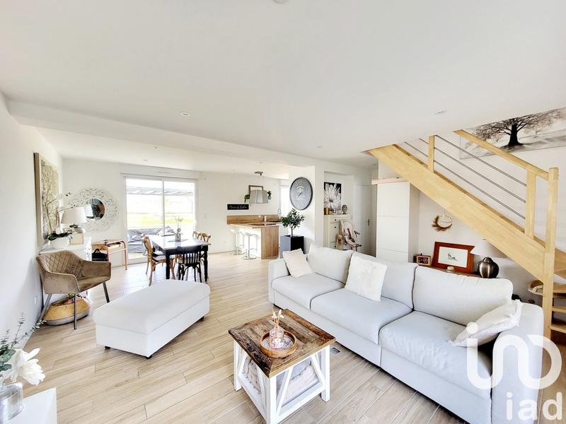 Maison - 110 m² - 5 pièces