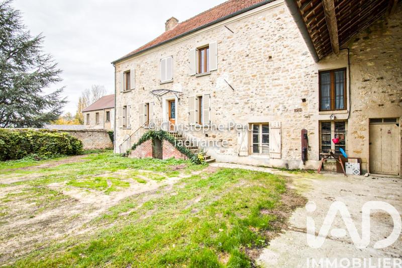 Maison - 229 m² - 9 pièces