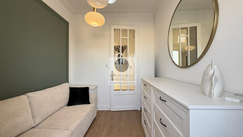 Appartement - 79 m² - 5 pièces