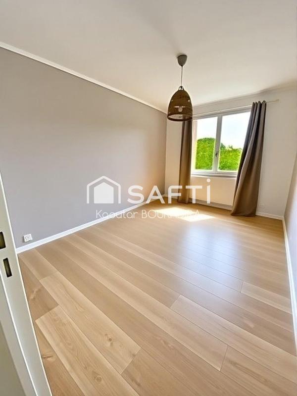 Appartement - 98 m² - 5 pièces