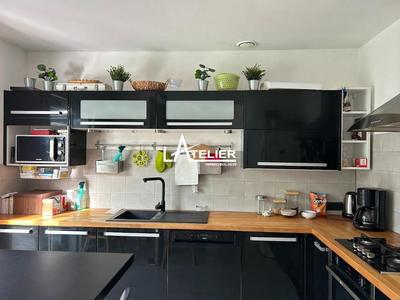 Maison - 111 m² - 4 pièces