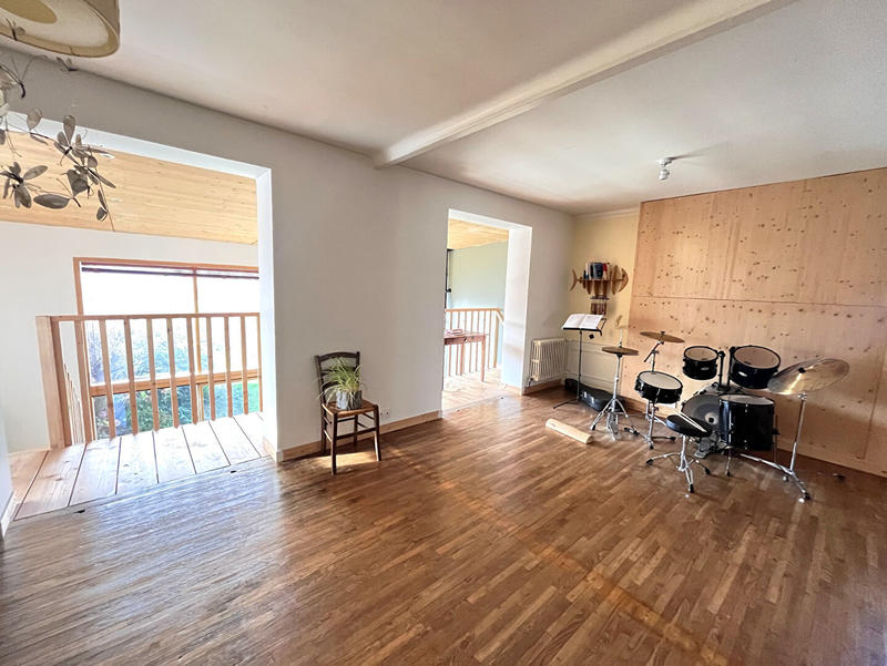 Maison - 157 m² - 7 pièces