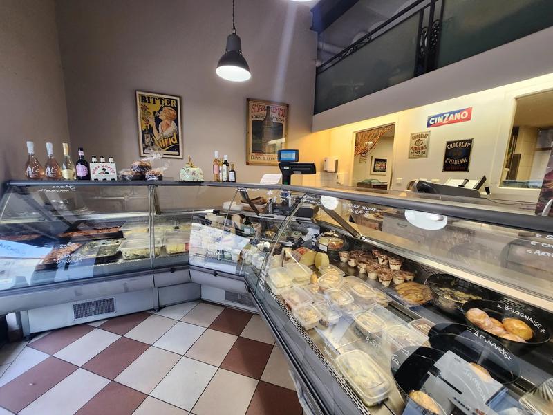 Fonds de commerce - Magasins - 55 m²