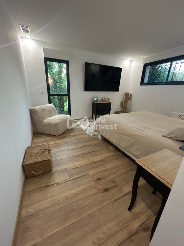 Maison - 293 m² - 6 pièces