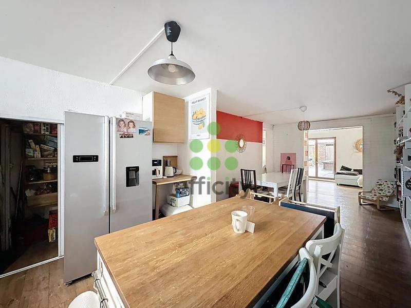 Maison - 90 m² - 4 pièces