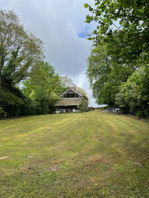 Maison - 201 m² - 7 pièces