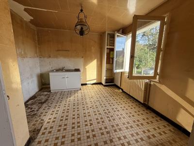 Maison ancienne - 175 m² - 8 pièces