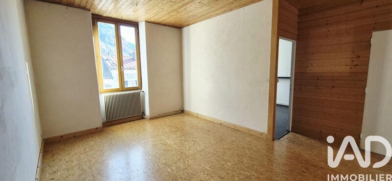 Appartement - 77 m² - 4 pièces