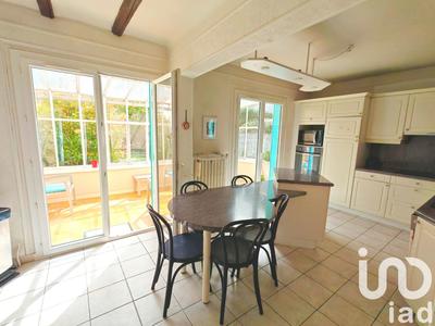 Maison - 204 m² - 8 pièces