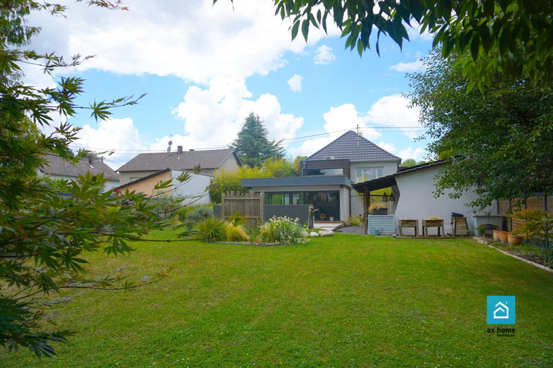 Maison contemporaine - 153 m² - 8 pièces