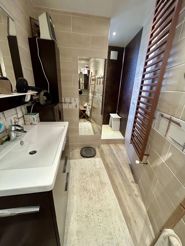 Local commercial - 395 m² - 8 pièces