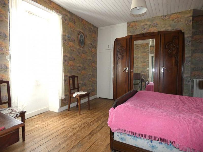 Maison - 160 m² - 7 pièces