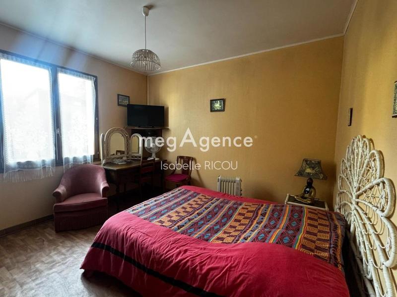 Maison traditionnelle - 111 m² - 4 pièces