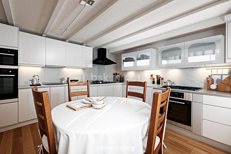 Maison - 146 m² - 7 pièces