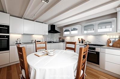 Maison - 146 m² - 7 pièces