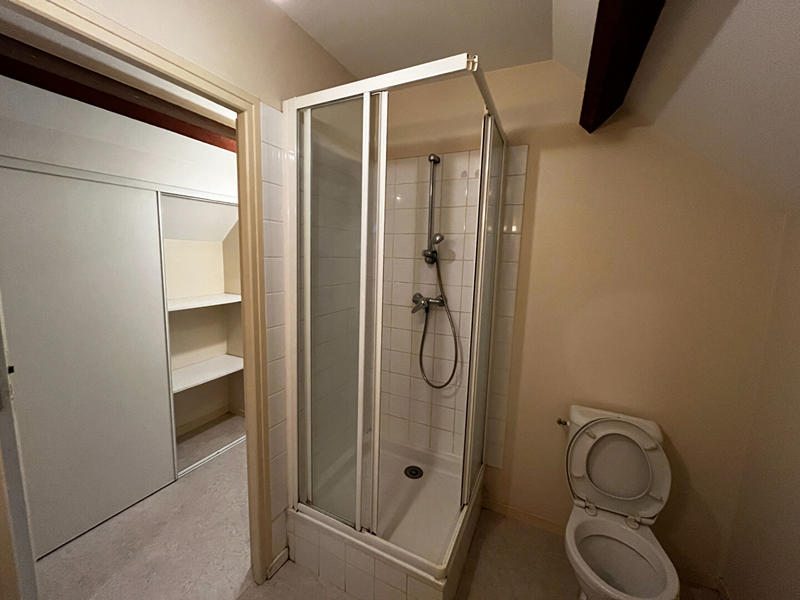 Maison - 180 m² - 10 pièces