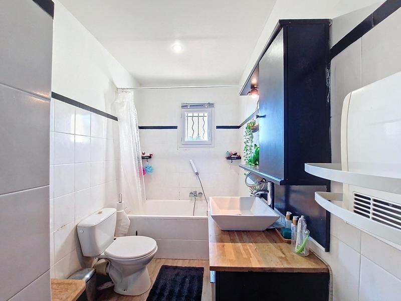 Villa - 164 m² - 6 pièces