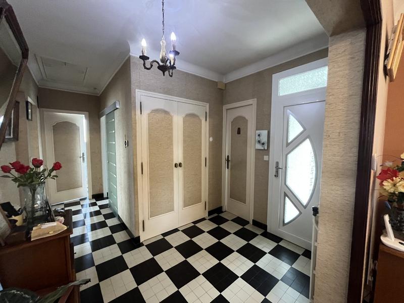 Maison - 144 m² - 6 pièces