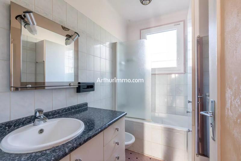 Maison - 97 m² - 4 pièces