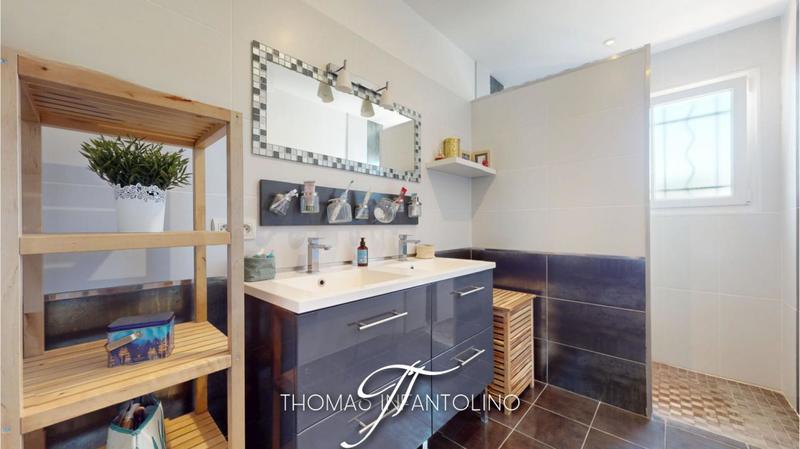 Maison - 125 m² - 5 pièces