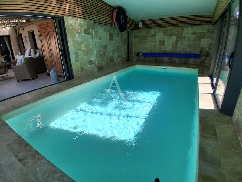 Maison - 135 m² - 6 pièces