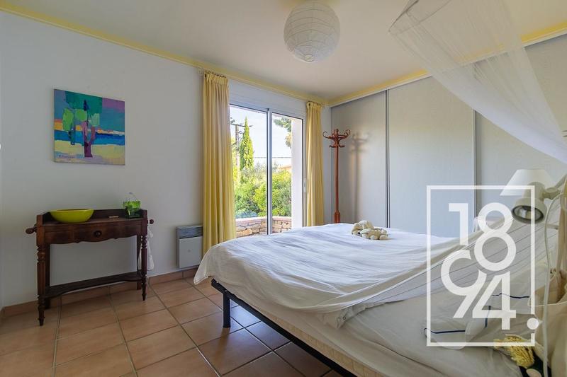 Maison - 224 m² - 5 pièces