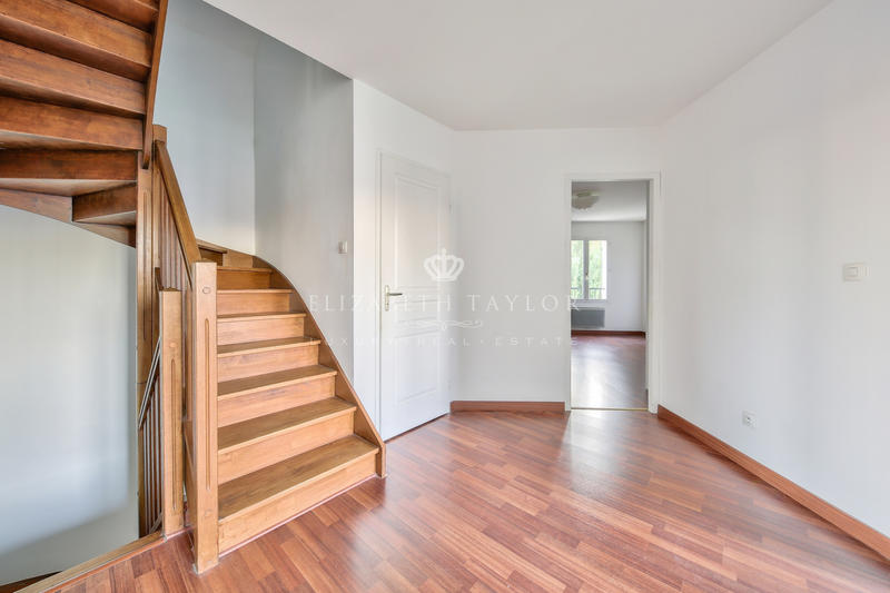 Maison - 157 m² - 5 pièces