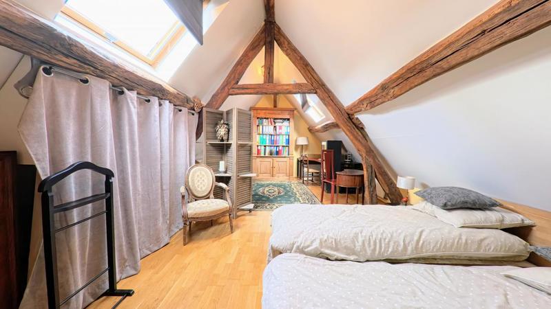 Maison - 170 m² - 7 pièces