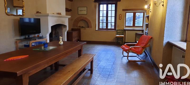 Maison - 180 m² - 8 pièces