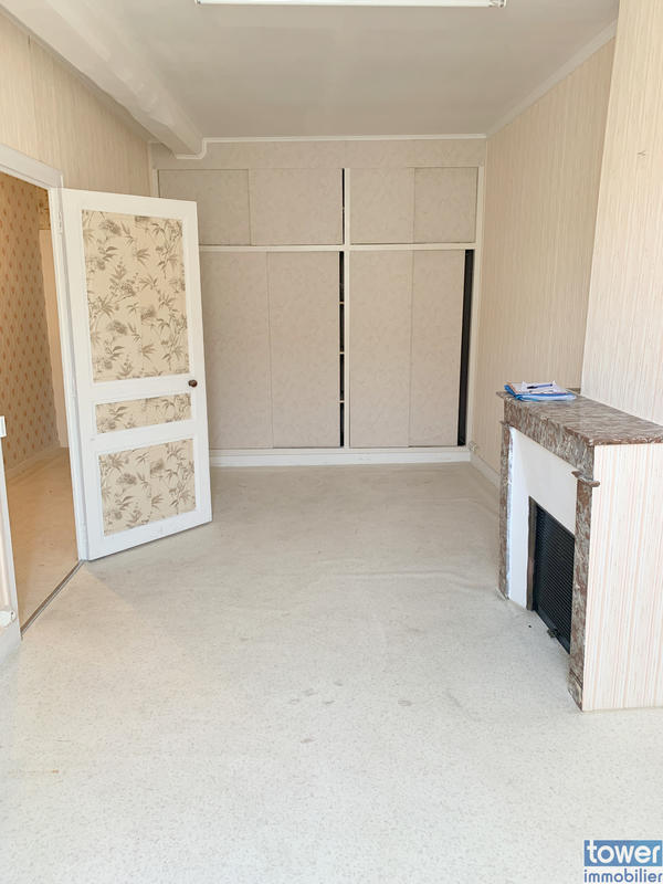 Maison - 180 m² - 5 pièces