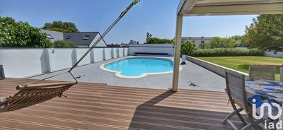 Maison - 216 m² - 7 pièces