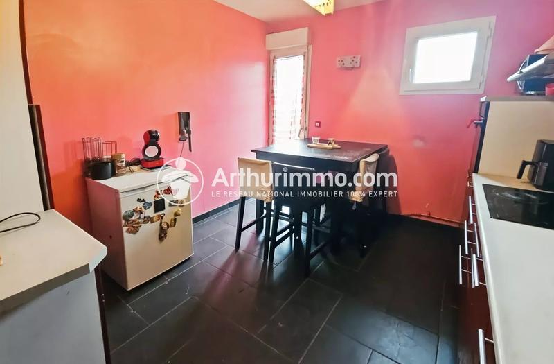 Appartement - 100 m² - 5 pièces