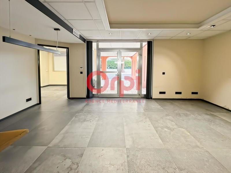 Local commercial - 69 m²