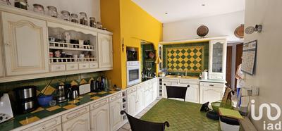 Maison - 486 m² - 10 pièces