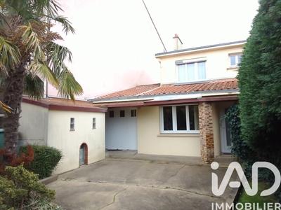 Maison de ville - 122 m² - 5 pièces