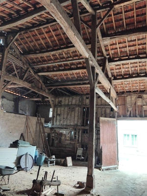 Ferme - 360 m² - 1 pièce