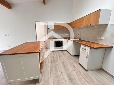 Maison - 104 m² - 5 pièces