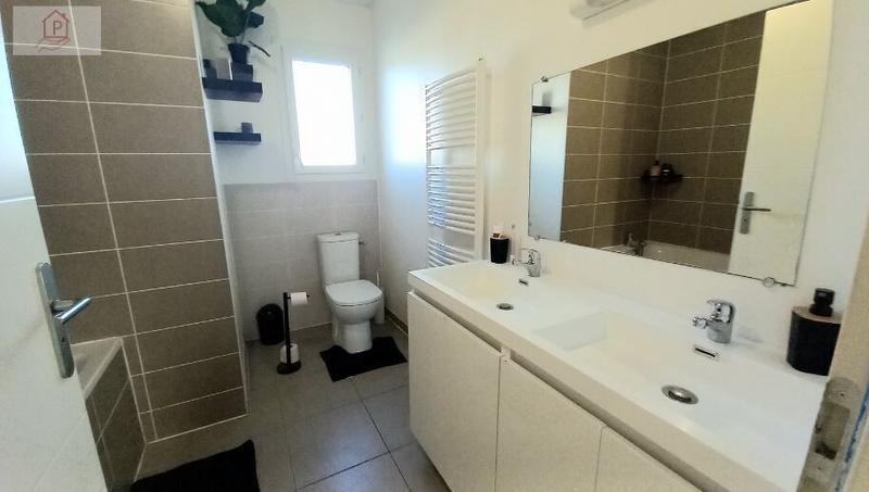 Maison - 86 m² - 4 pièces