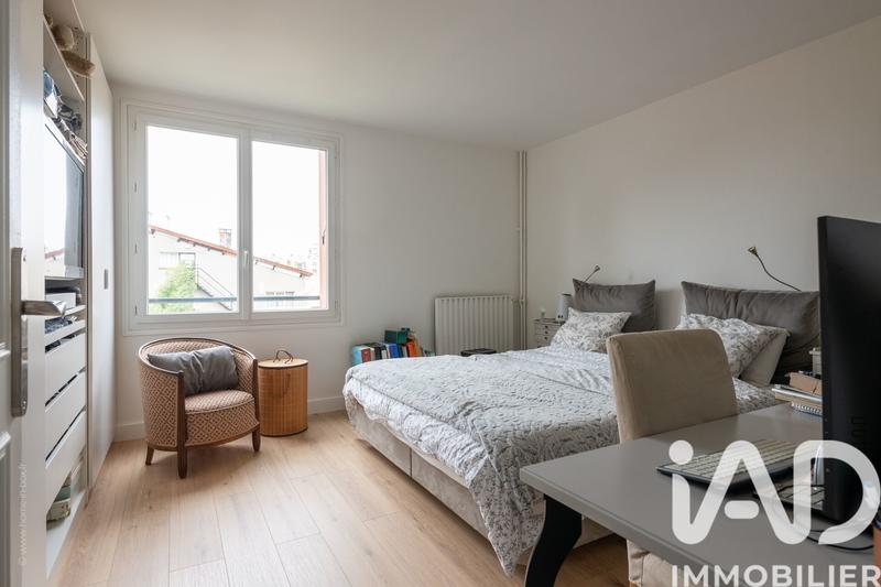 Appartement - 80 m² - 5 pièces