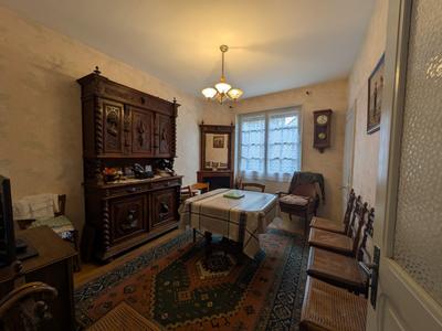 Maison - 80 m² - 5 pièces